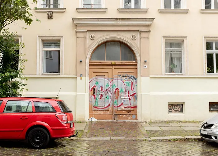 Global Living - Design I I Beamer I Kitchen I Terrace I Apartament Berlin