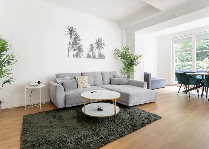 Global Living - Design I I Beamer I Kitchen I Terrace I