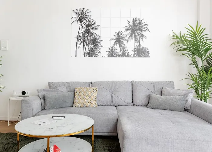 Global Living - Design I I Beamer I Kitchen I Terrace I Apartament