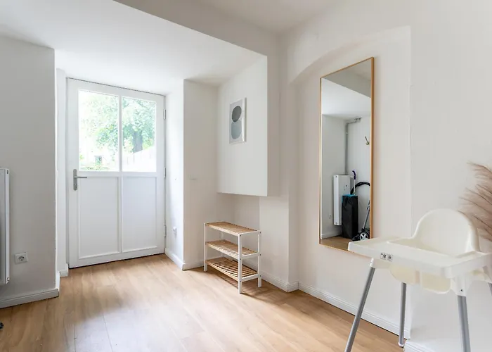 Global Living - Design I I Beamer I Kitchen I Terrace I Apartament Berlin