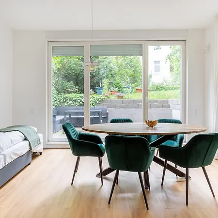 Global Living - Design I I Beamer I Kitchen I Terrace I Apartment
