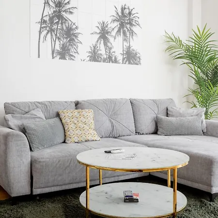 Apartament Global Living - Design I I Beamer I Kitchen I Terrace I