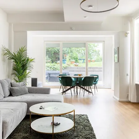 Apartment Global Living - Design I I Beamer I Kitchen I Terrace I Berlin