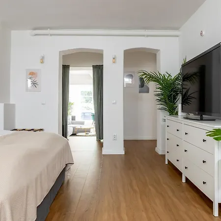 Apartment Global Living - Design I I Beamer I Kitchen I Terrace I