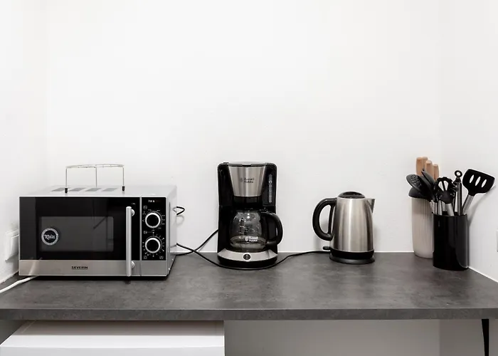 Global Living - Design I I Beamer I Kitchen I Terrace I Berlim