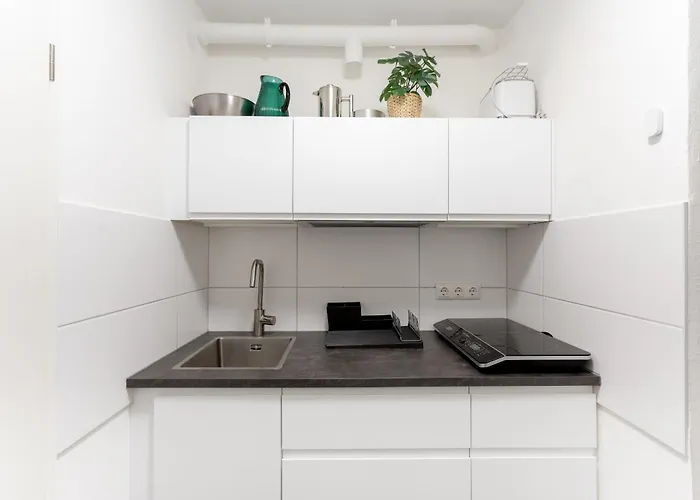 Global Living - Design I I Beamer I Kitchen I Terrace I Apartamento Berlín