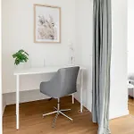 דירה Global Living - Design I I Beamer I Kitchen I Terrace I ברלין