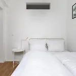 Lägenhet Global Living - Design I I Beamer I Kitchen I Terrace I *